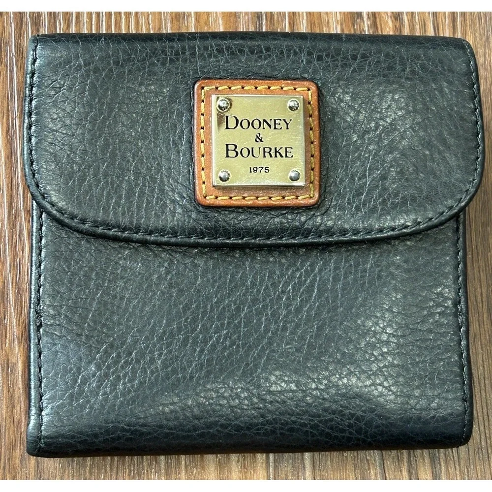 Vintage Dooney & Bourke Black All Weather Leather AWL‎ Wallet Double Fold Snap
